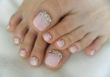 jel-ojeli-tirnaklar-pirlantali-3